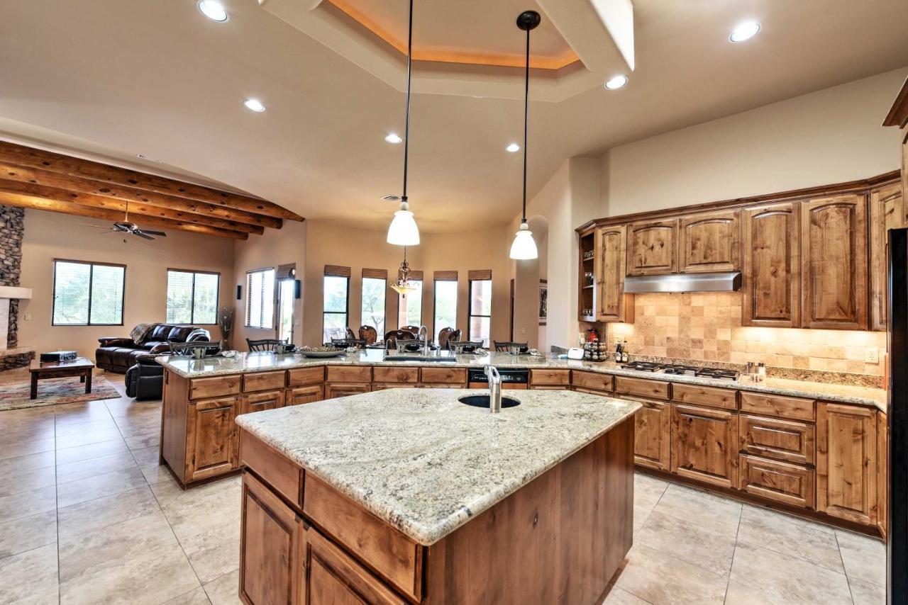 Scottsdale Home Pickleball, Heated Pool And Hot Tub Exterior photo