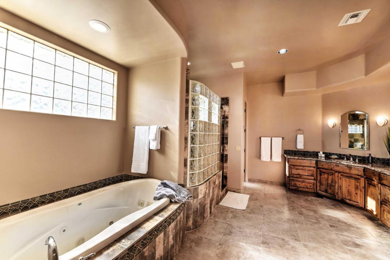 Scottsdale Home Pickleball, Heated Pool And Hot Tub Exterior photo